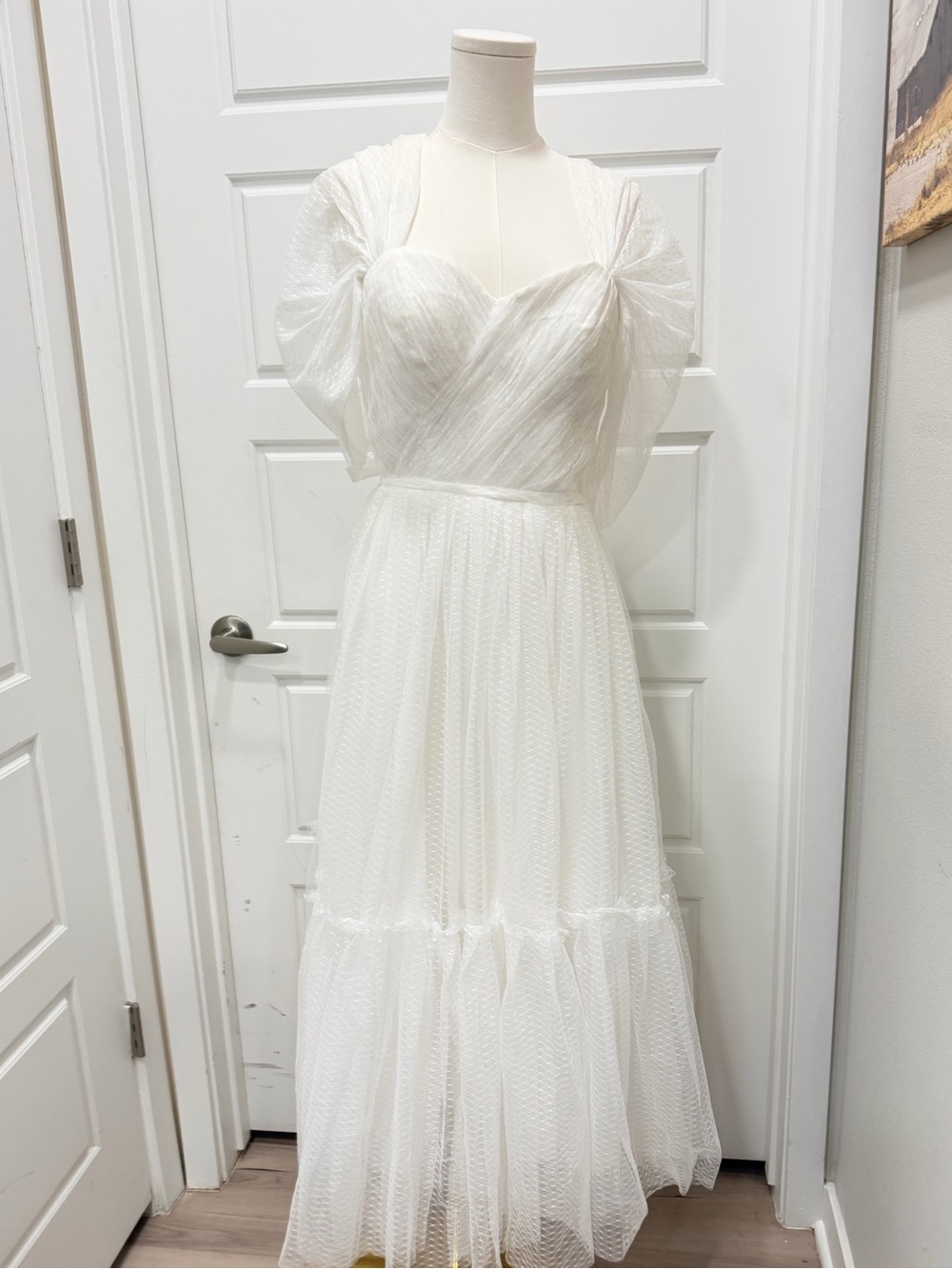 🔥Ethereal White Tulle Midi Dress - Picture 2 of 12